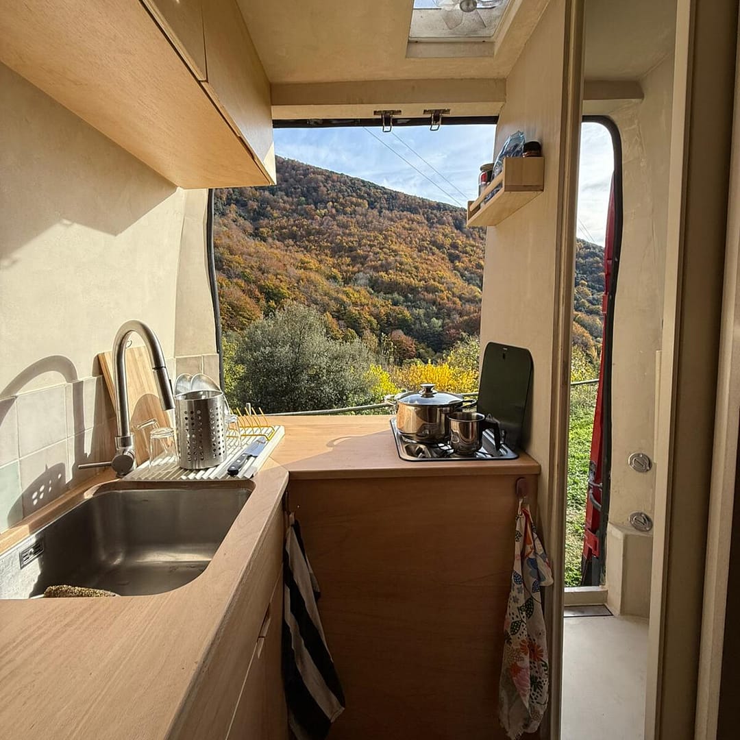 3f90a8db-19d5-46e0-a287-f2ee7e21257b